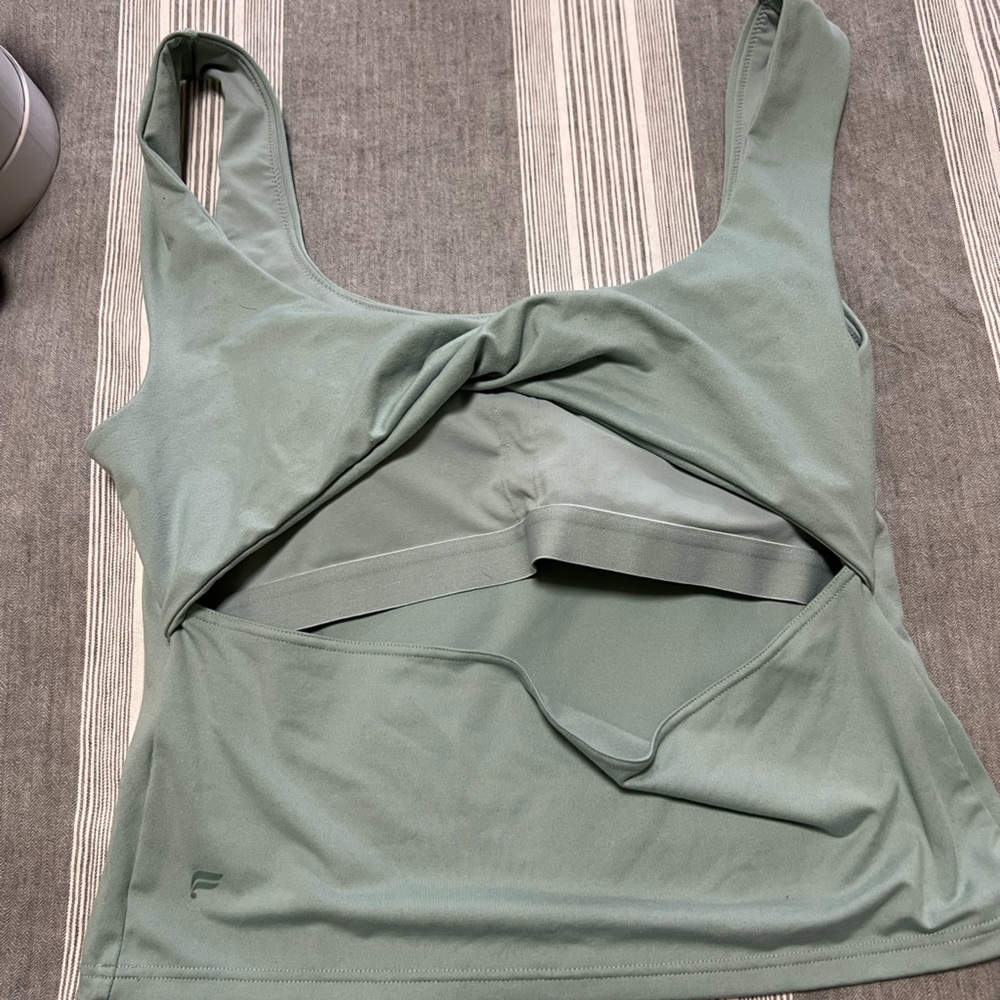 Fabletics Sports Top - Picture 3 of 3